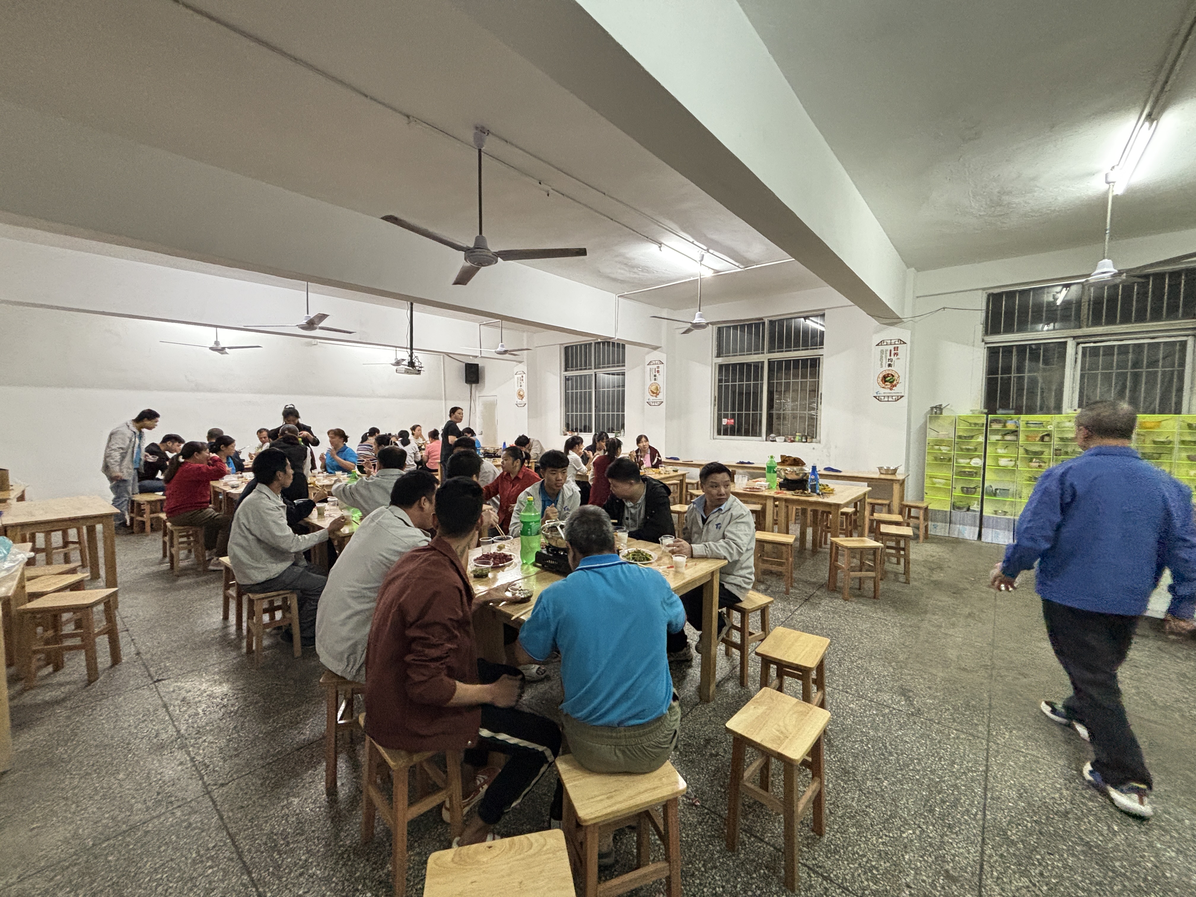 014bba90-b324-45d2-82ae-8586ff1c9952